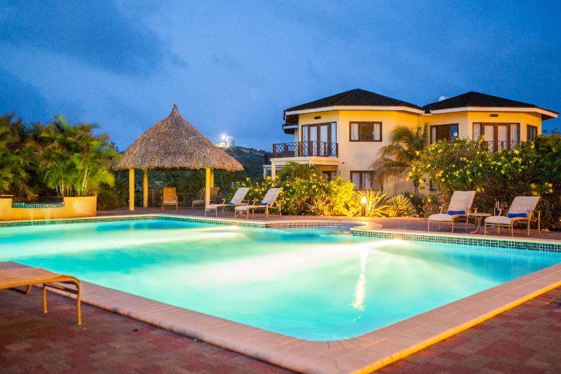 Kura Hulanda Lodge & Beach Club Westpunt Luaran gambar
