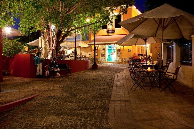 Kura Hulanda Lodge & Beach Club Westpunt Luaran gambar