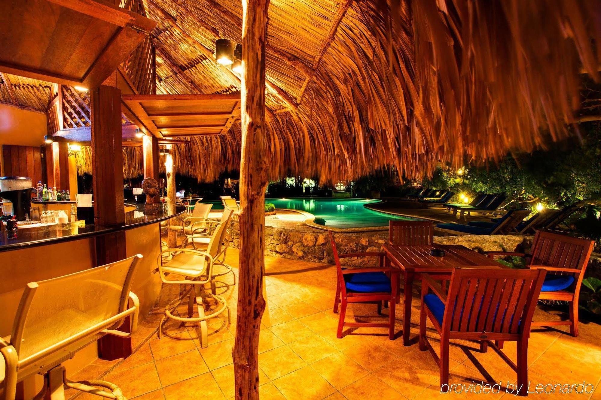 Kura Hulanda Lodge & Beach Club Westpunt Luaran gambar
